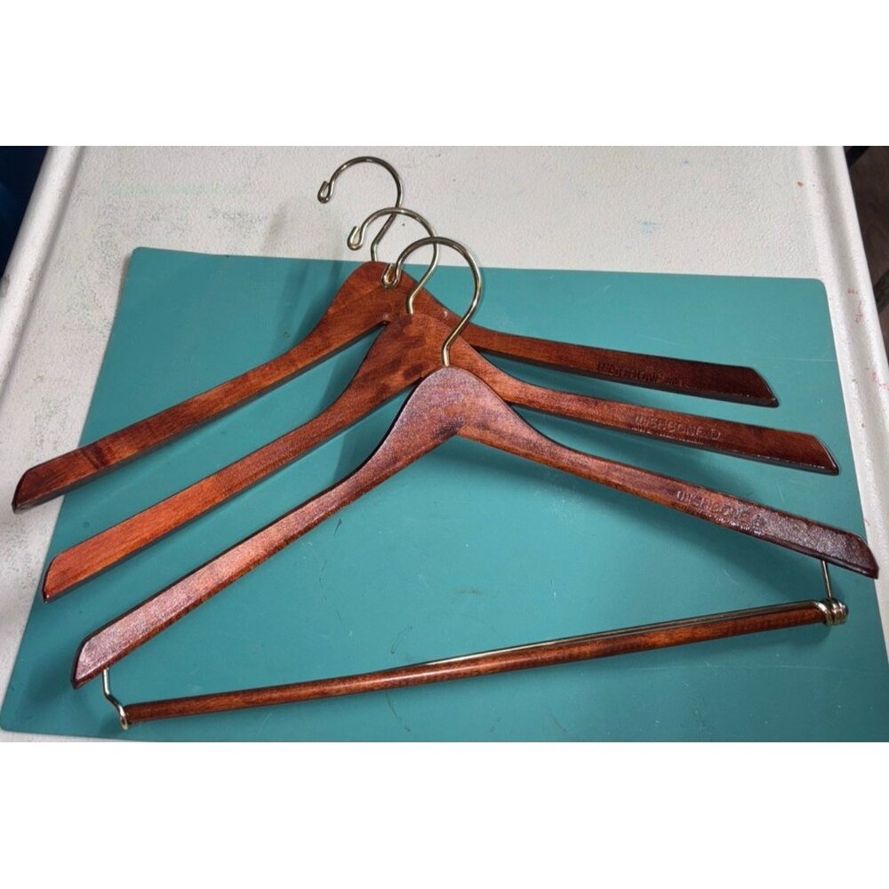 Batts Brown Wooden Wishbone Suit Jacket Pants Hanger Set Of 3